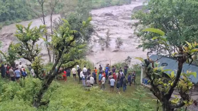  तटीय क्षेत्रका बासिन्दालाई प्रशासनले भन्यो- सुरक्षा सतर्ककता अपनाउनू 